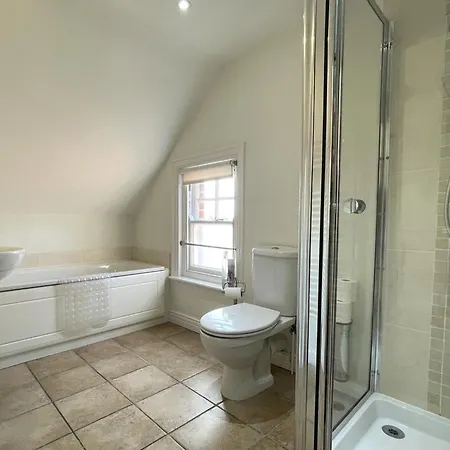 Дом отдыха Sterling House *