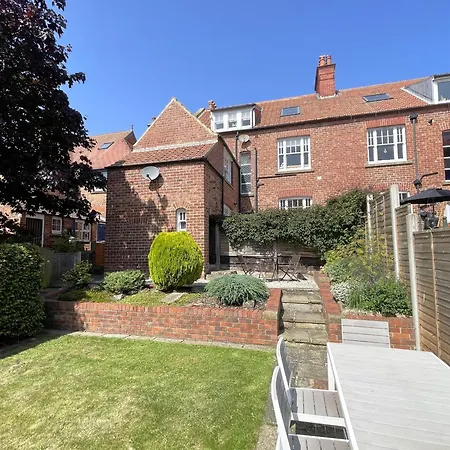 Sterling House Robin Hood's Bay