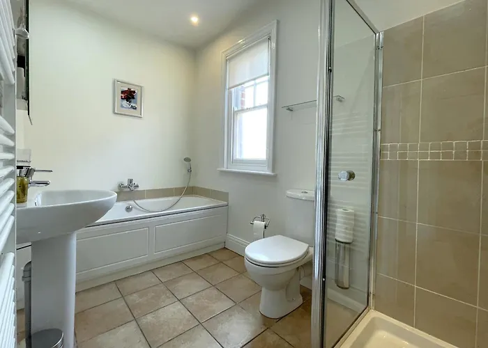 Sterling House * Robin Hood's Bay