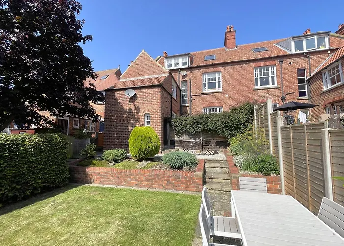 Sterling House Robin Hood's Bay